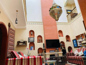 Traditional Riad 4-bedroom in the heart of Rabat medina